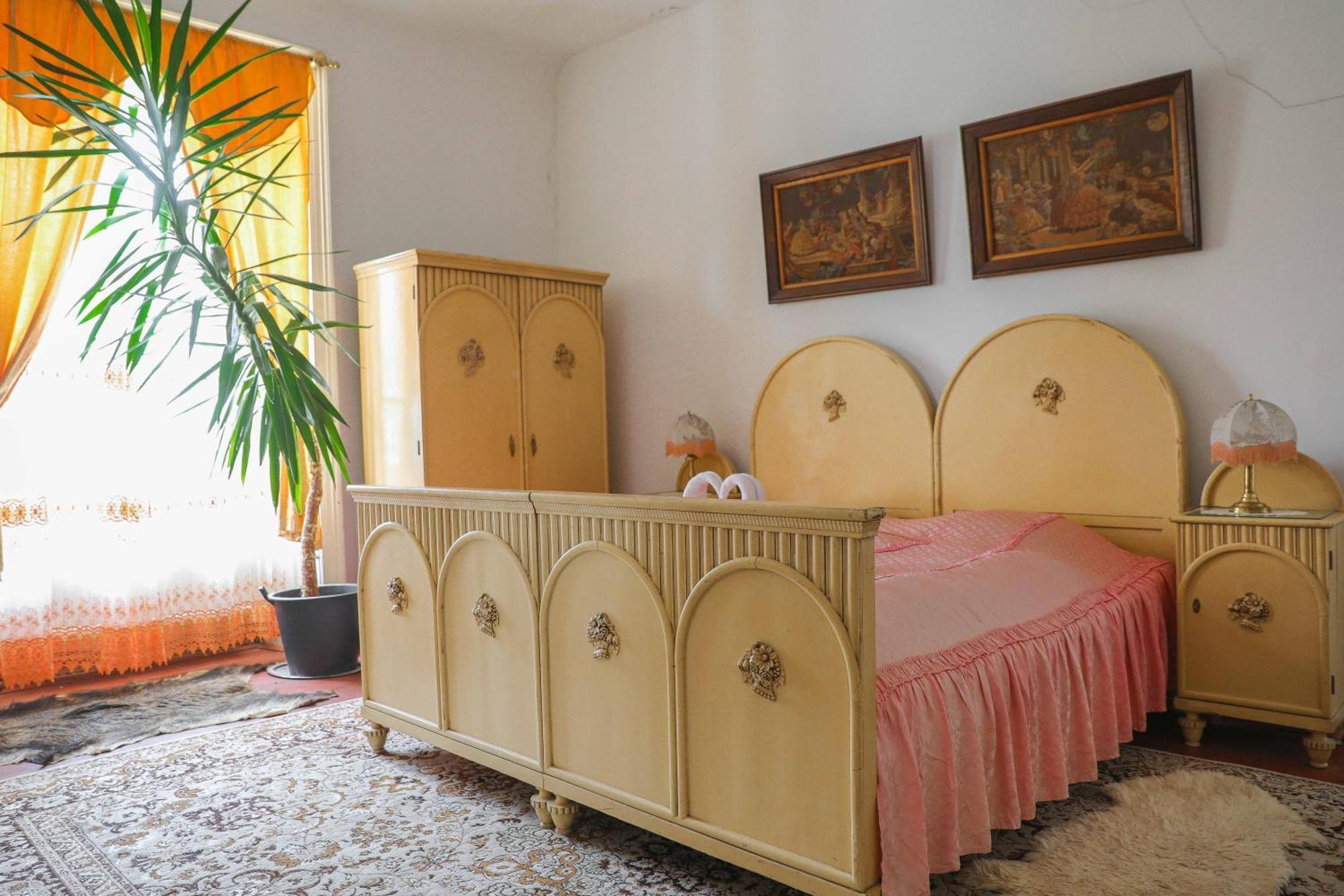 Zamek Usobi Appartement Buitenkant foto